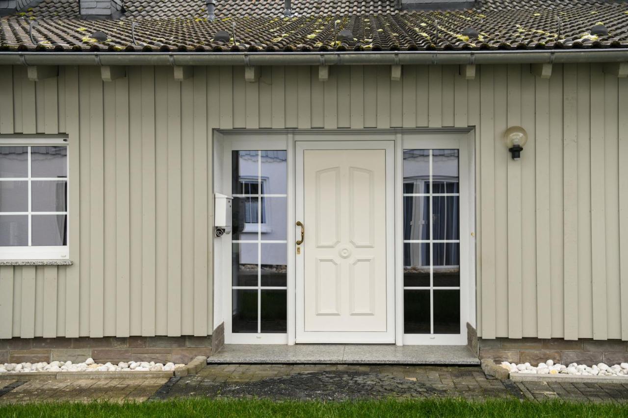 Ferienwohnung Am Rothaarsteig Bad Berleburg Exterior photo